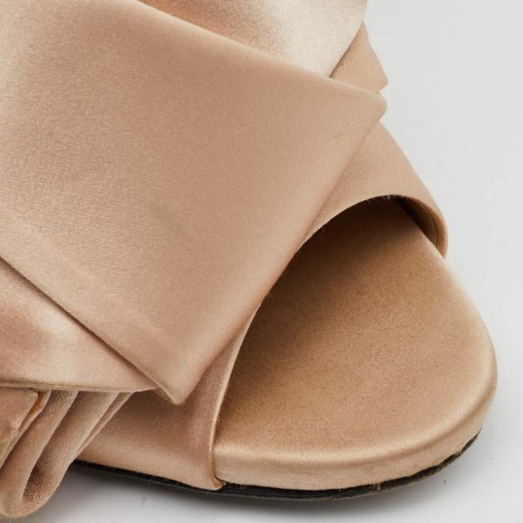 Pre Owned Nº21 Beige Satin Raso Knot Peep Toe Mules Size 37