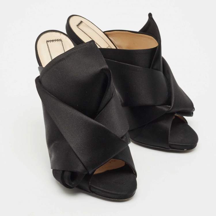 Pre Owned Nº21 Black Satin Raso Knot Peep Toe Mules Size 38.5