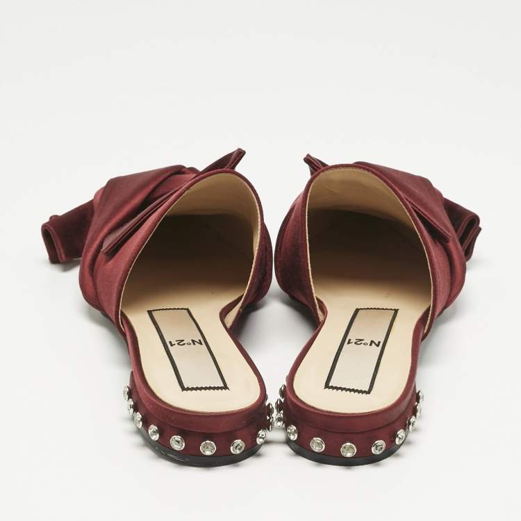 Pre Owned N21 Burgundy Satin Knot Flat Mules Size 37
