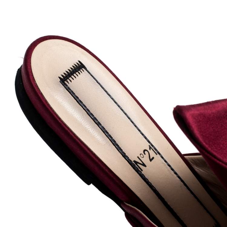 Pre Owned N21 Burgundy Satin Knot Flat Mules Size 37.5