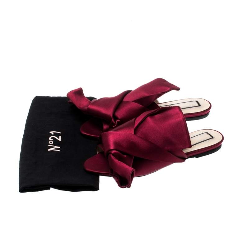 Pre Owned N21 Burgundy Satin Knot Flat Mules Size 37.5