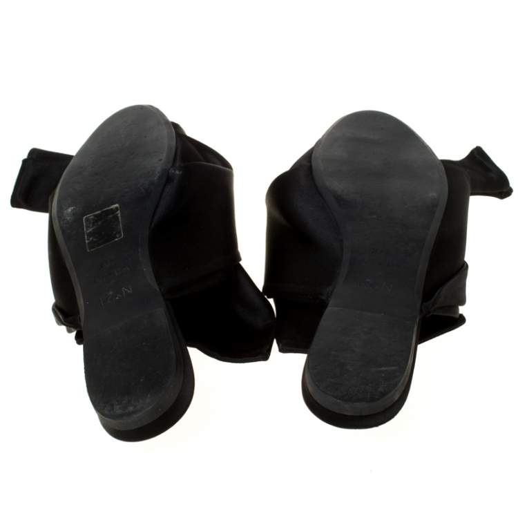 Pre Owned N21 Black Satin Knot Flat Mules Size 35.5
