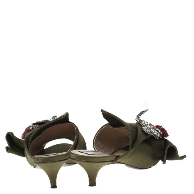 Pre Owned N21 Green Satin Crystal Star Embellished Knot Mules Size 38