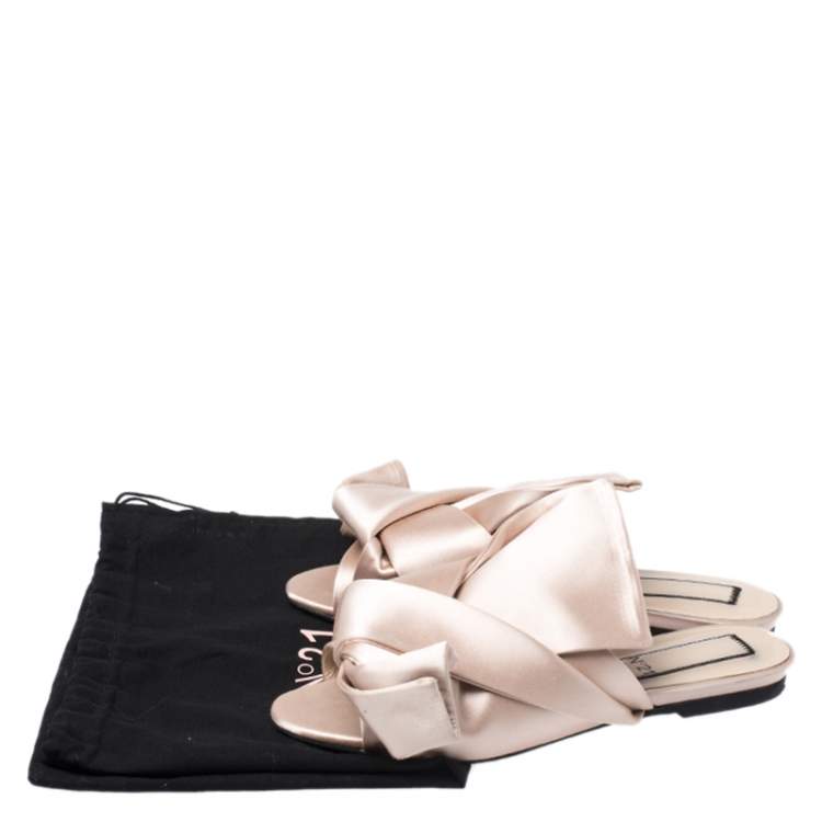 Pre Owned N21 Beige Satin Knot Flat Mules Size 36