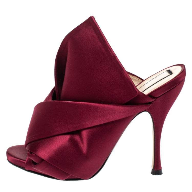Pre Owned N21 Burgundy Satin Raso Knot Peep Toe Mules Size 38