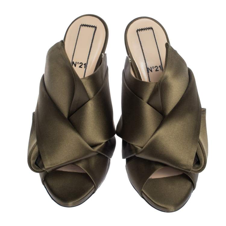 Pre Owned N21 Green Satin Raso Knot Peep Toe Mules Size 38