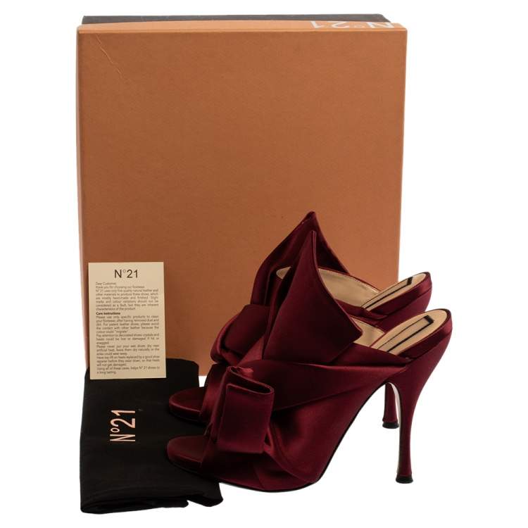 Pre Owned  N21 Burgundy Satin Knot Open Toe Sandals Size 39
