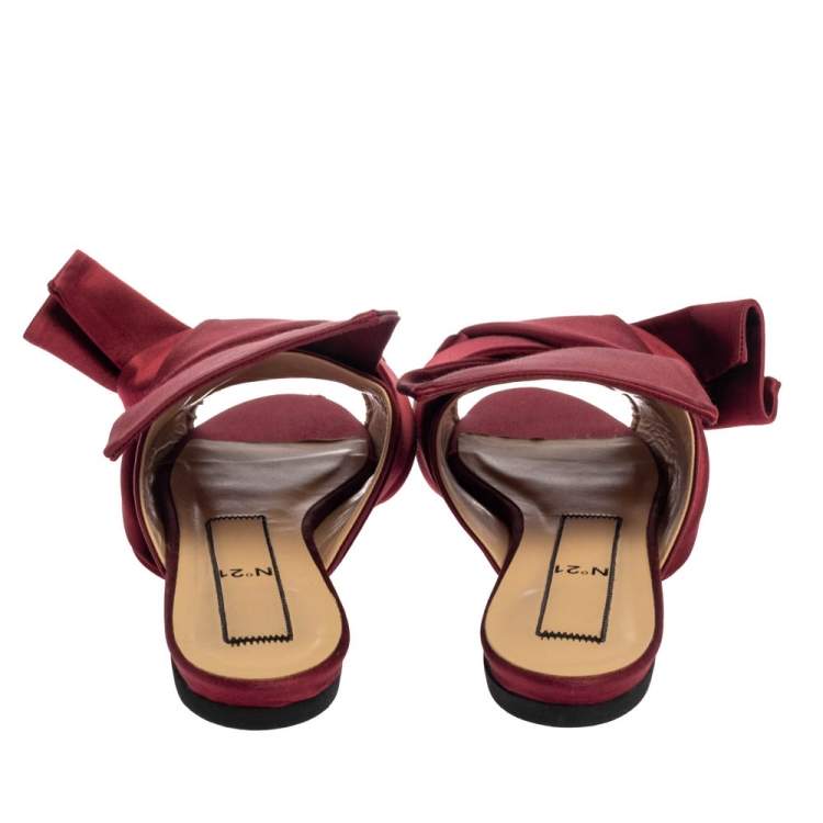 Pre Owned N21 Burgundy Satin Knotted Flats Size 39