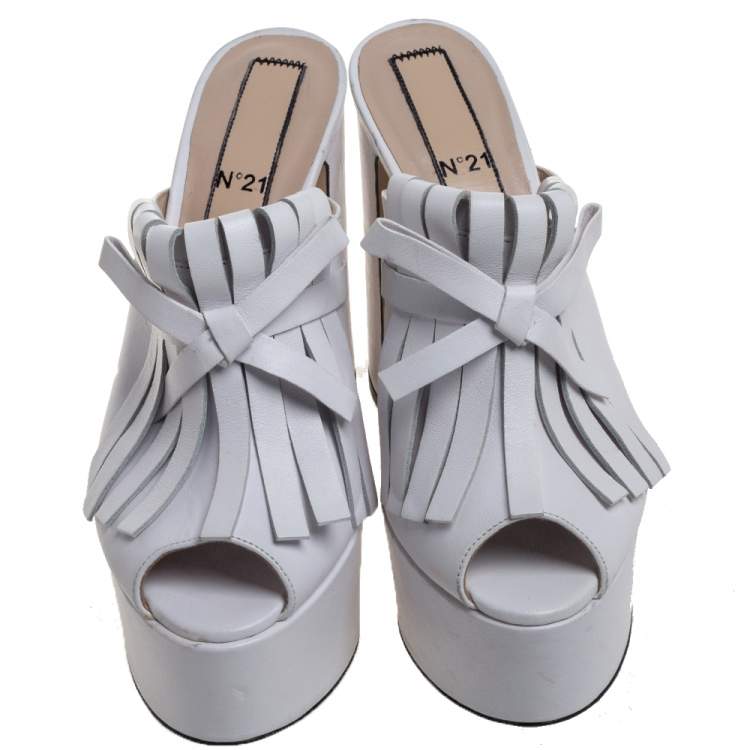 Pre Owned N21 White Leather Fringed Platform Mule Sandals Size 38.5