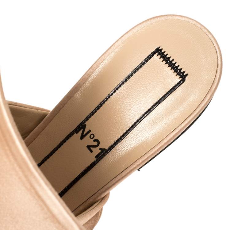 Pre Owned Nº21 Cream Satin Knotted Slide Flats Size 37