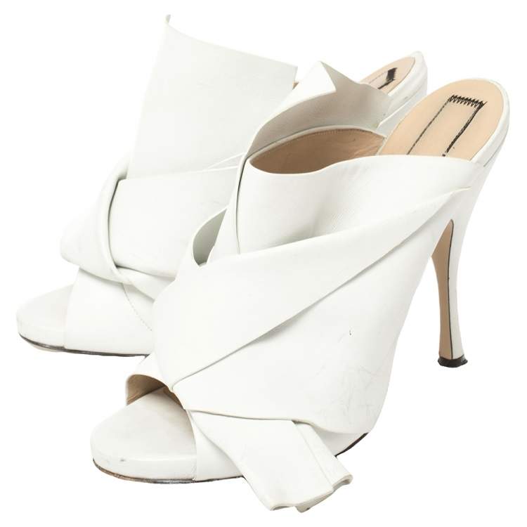 Pre Owned N21 White Leather Ronny Pleated Mules Size 40