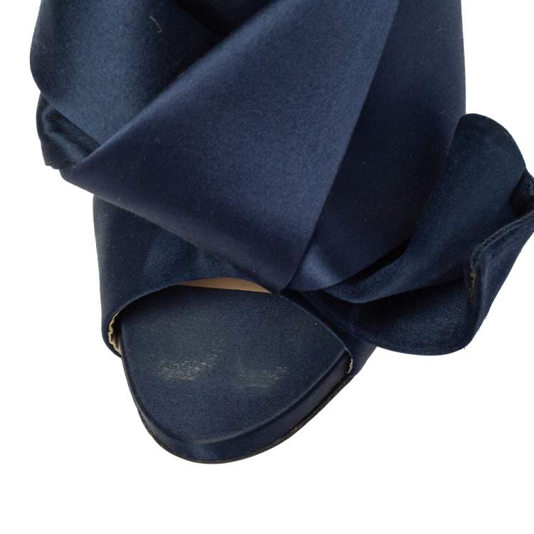 مملوكة مسبقًا Nº21 Navy Blue Satin Raso Knot Peep Toe Mules Size 39