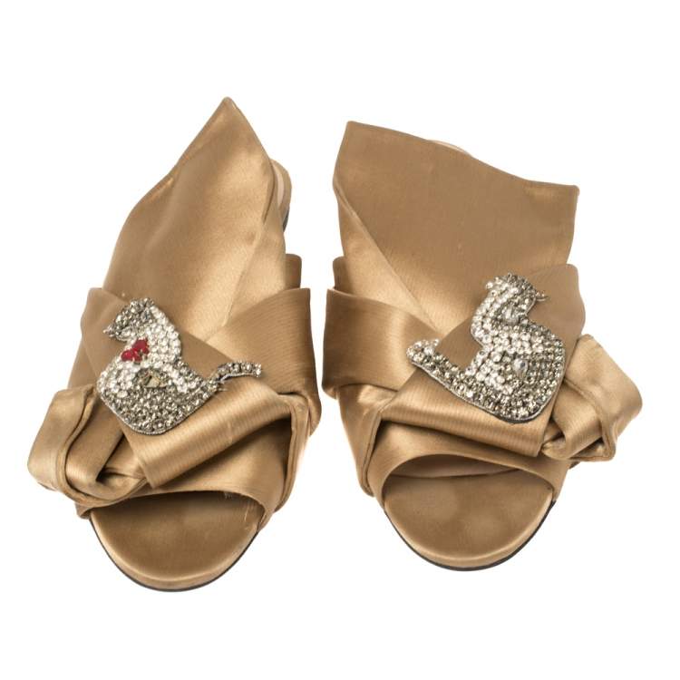 Pre Owned Nº21 Beige Satin Crystal Embellished Flats Size 40