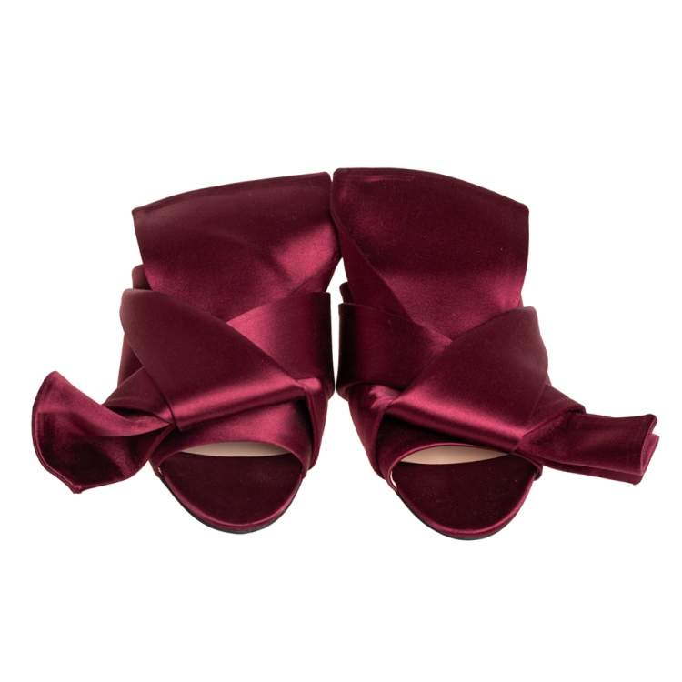 Pre Owned Nº21 Burgundy Satin Raso Knot Flat Slides Size 39