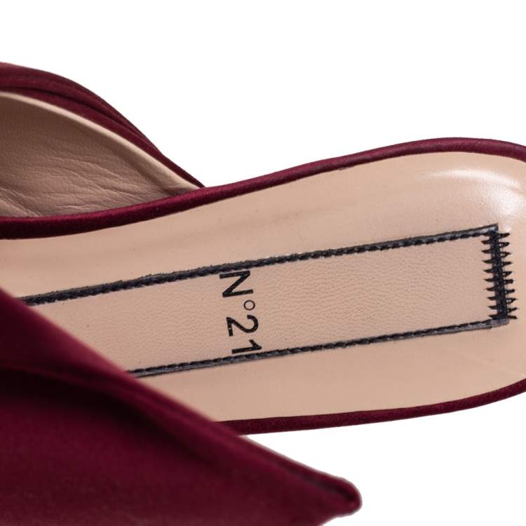 Pre Owned Nº21 Burgundy Satin Knot Flat Slides Size 39