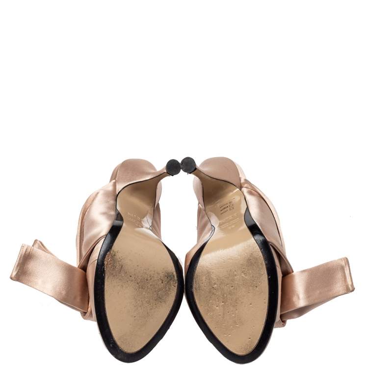 Pre Owned  Nº21 Beige Satin Raso Knot Peep Toe Mules Size 38