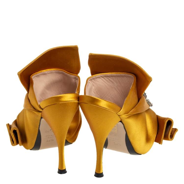 Pre Owned Nº21  Yellow Satin Crystal Embellished Knot Mules Size 36.5