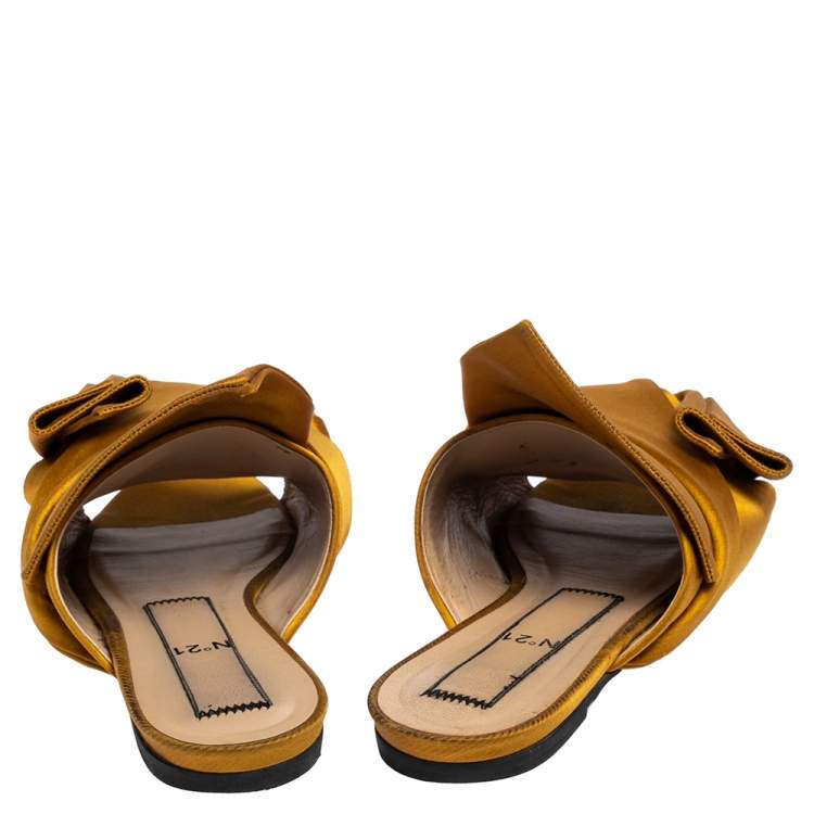 Pre Owned Nº21 Mustard Yellow Satin Knot Flat Mules Size 38