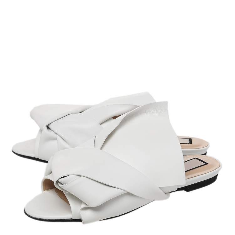 Pre Owned Nº21  White Leather Knot Flat Slides Size 37
