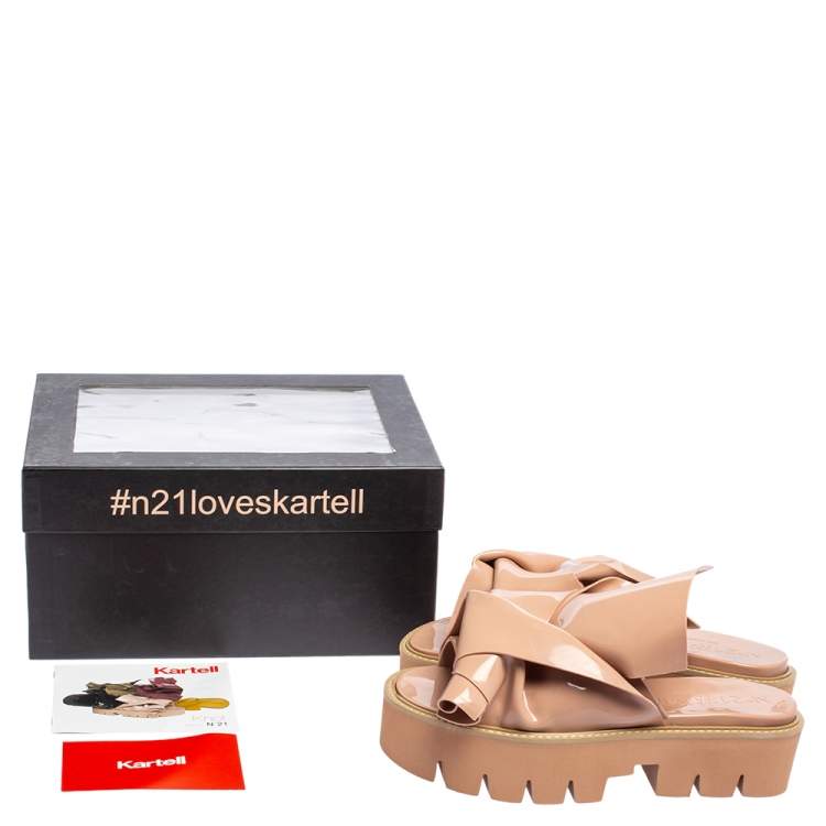 Pre Owned Nº21 X Kartell Beige PVC Knot Platform Slides Sandals Size 39