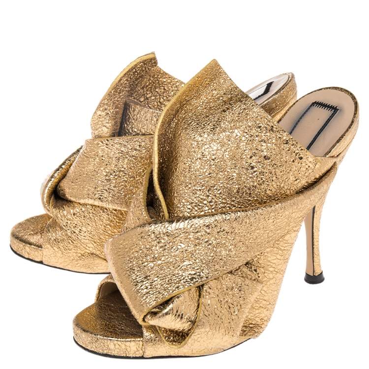 Pre Owned N21  Glitter Knot  Gold Crackled Leather  Mule Sandals Size 36