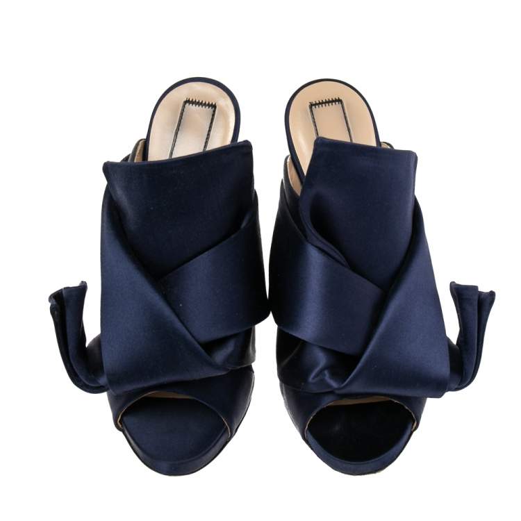 Pre Owned Nº21 Navy Blue Satin Raso Knot Peep Toe Mules Size 38 