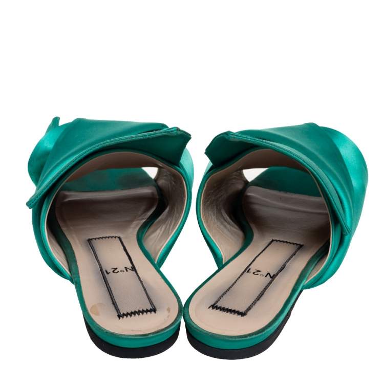 Pre Owned Nº21 Green Satin Knot Flat Mules Size 38