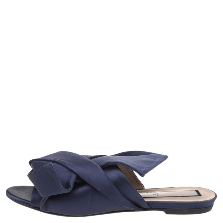 Pre Owned N21 Blue Satin Knot Flat Slides Size 38.5