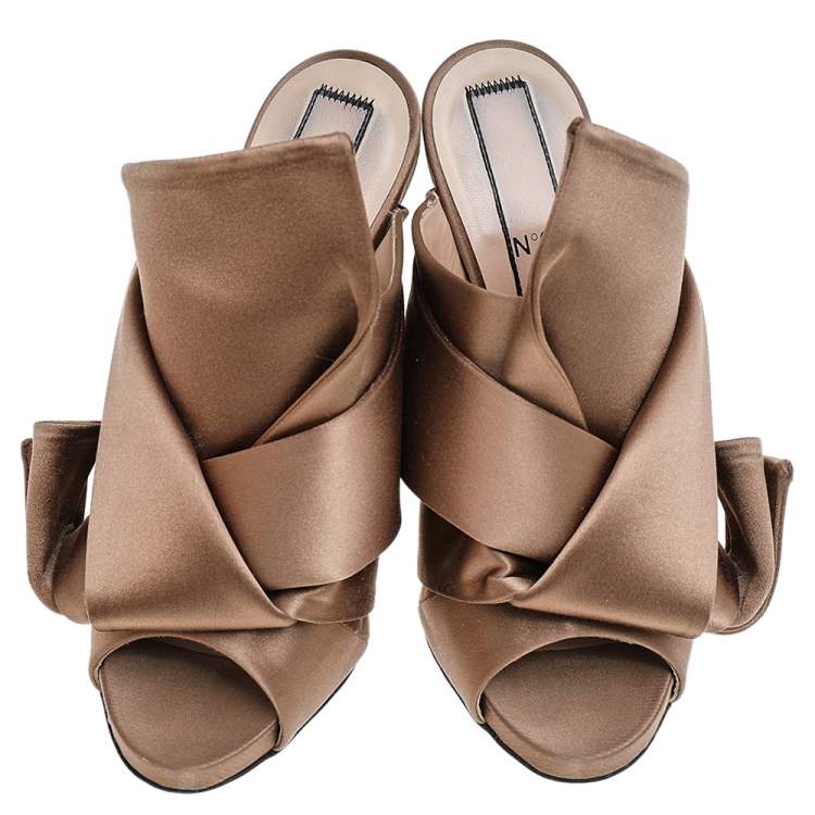 Pre Owned Nº21 Brown Satin Raso Knot Mules Size 38.5