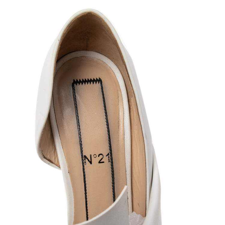 Pre Owned Nº21 White Leather Knot Pointed Toe Pumps Size 38
