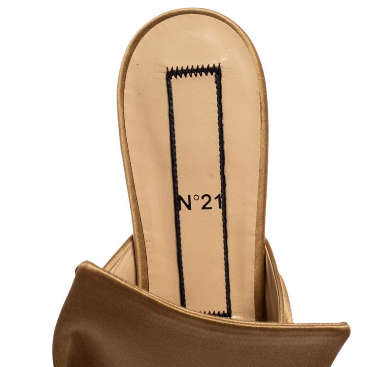 Pre Owned Nº21 Beige Satin Raso Knot Flat Slides Size 40