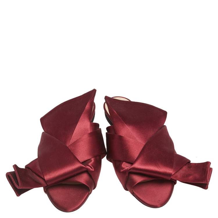 Pre Owned  Nº21 Burgundy Satin Knot Flat Mules Size 37.5