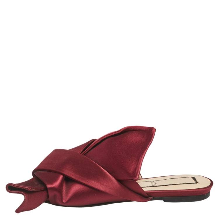 Pre Owned  Nº21 Burgundy Satin Knot Flat Mules Size 37.5