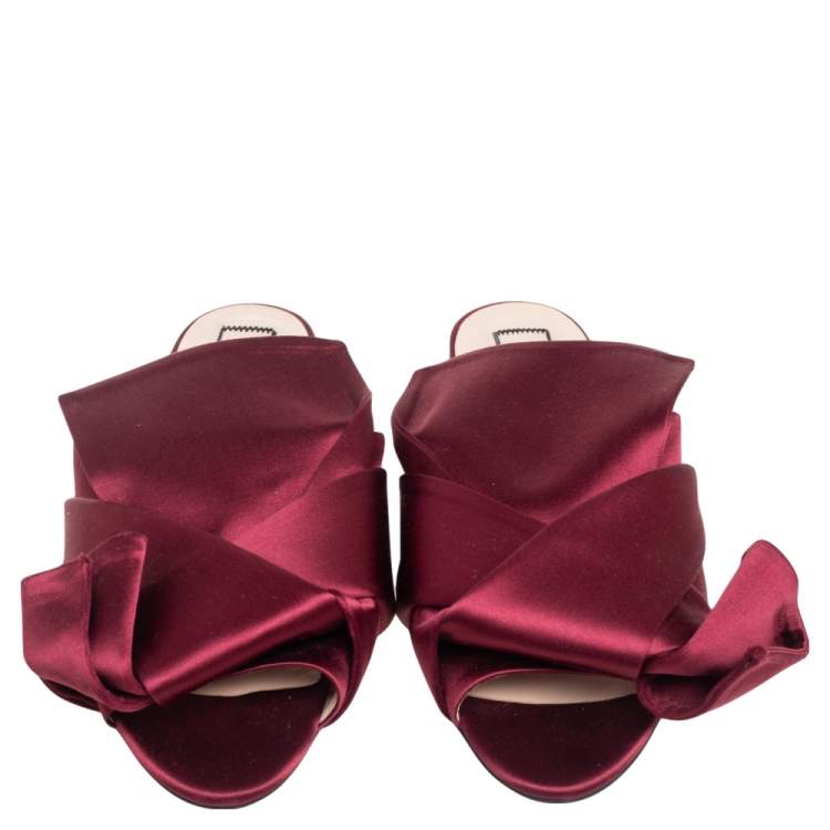 Pre Owned Nº21 Burgundy Satin Knot Flat Slides Size 36