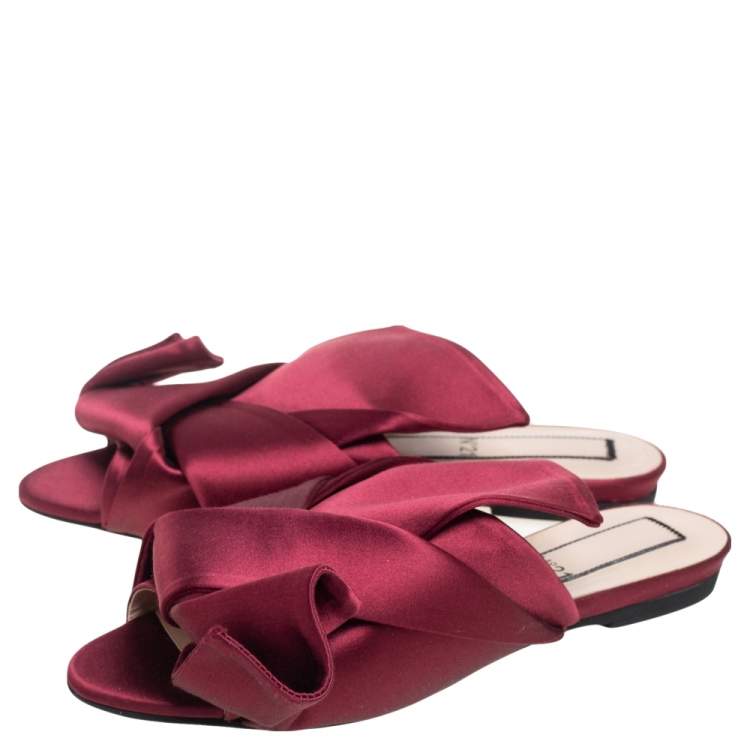 Pre Owned Nº21 Burgundy Satin Knot Flat Slides Size 36