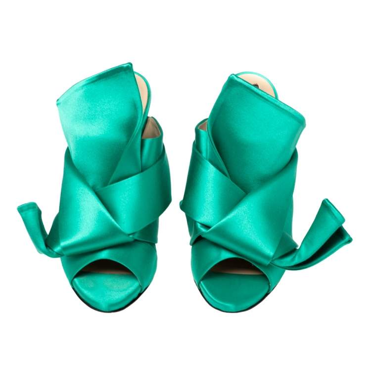 Pre Owned  Nº21 Green Satin Raso Knot Peep Toe Mules Size 39