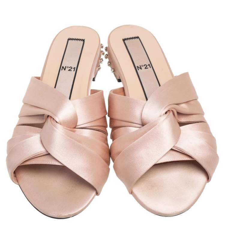 Pre Owned  Nº21 Beige Satin Knot Studded Heel Slide Sandals Size 40