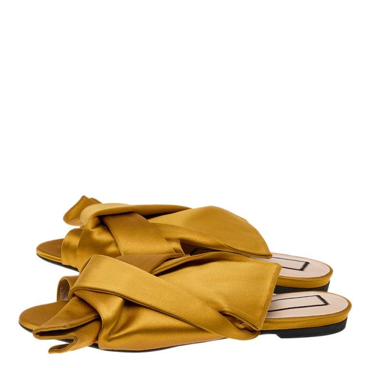 Pre Owned Nº21 Mustard Satin Knot Flat Mules Size 39