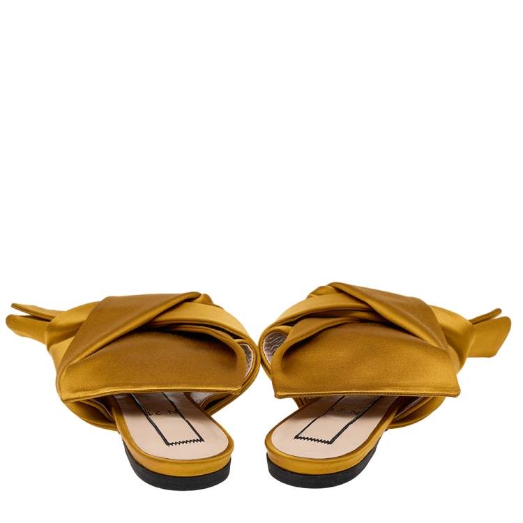 Pre Owned Nº21 Mustard Satin Knot Flat Mules Size 39