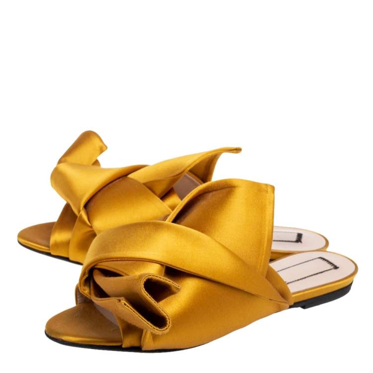 Pre Owned Nº21 Mustard Yellow Satin Knot Flat Mules Size 37
