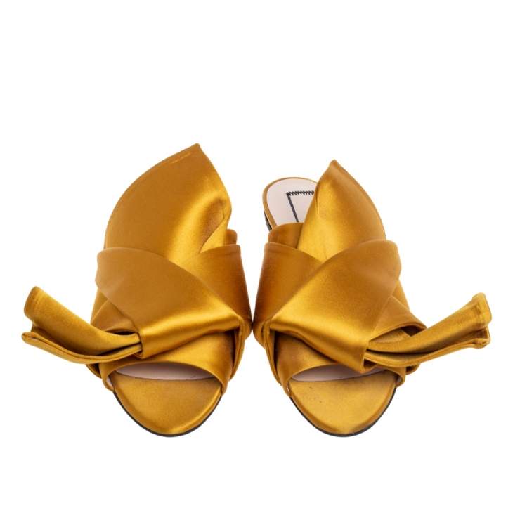 Pre Owned Nº21 Mustard Yellow Satin Knot Flat Mules Size 37