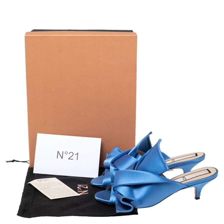 Pre Owned Nº21 Blue Satin Raso Knot Peep Toe Kitten Heel Mules Size 36.5