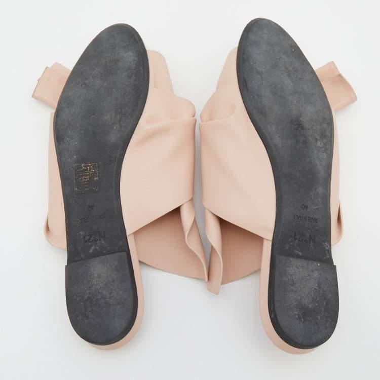Pre Owned Nº21 Beige Leather Knot Flats Size 40
