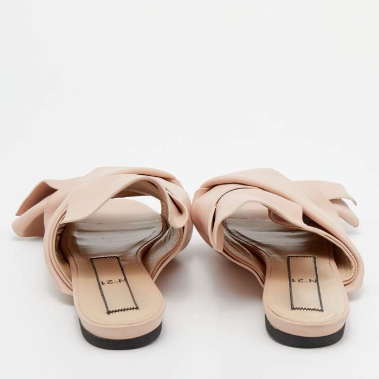 Pre Owned Nº21 Beige Leather Knot Flats Size 40