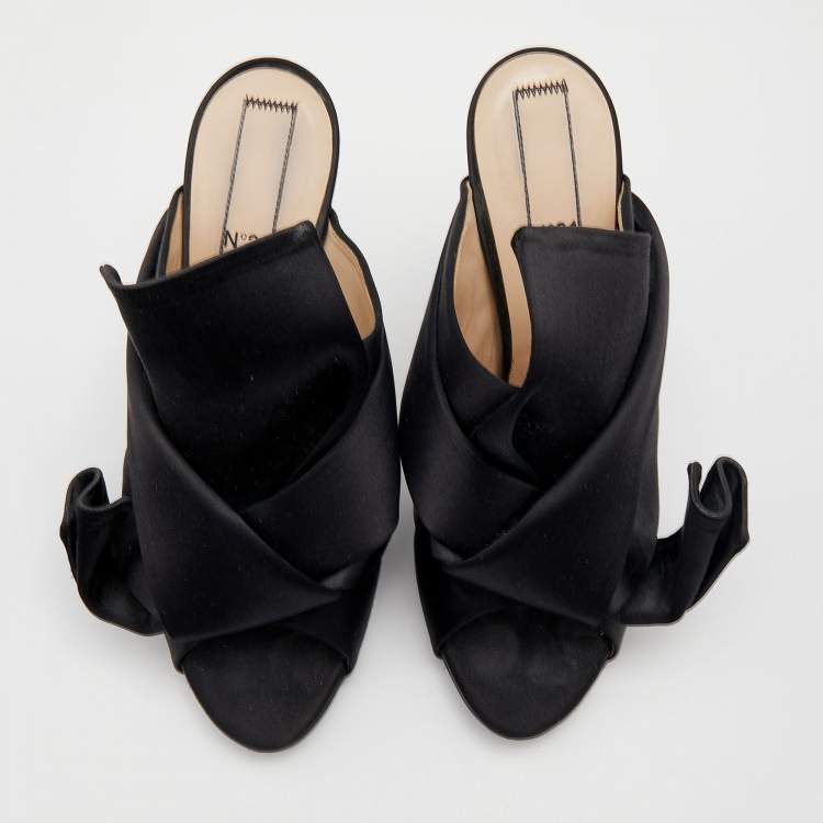 Pre Owned Nº21  Black Satin Raso Knot Peep Toe Slide Mules Size 41