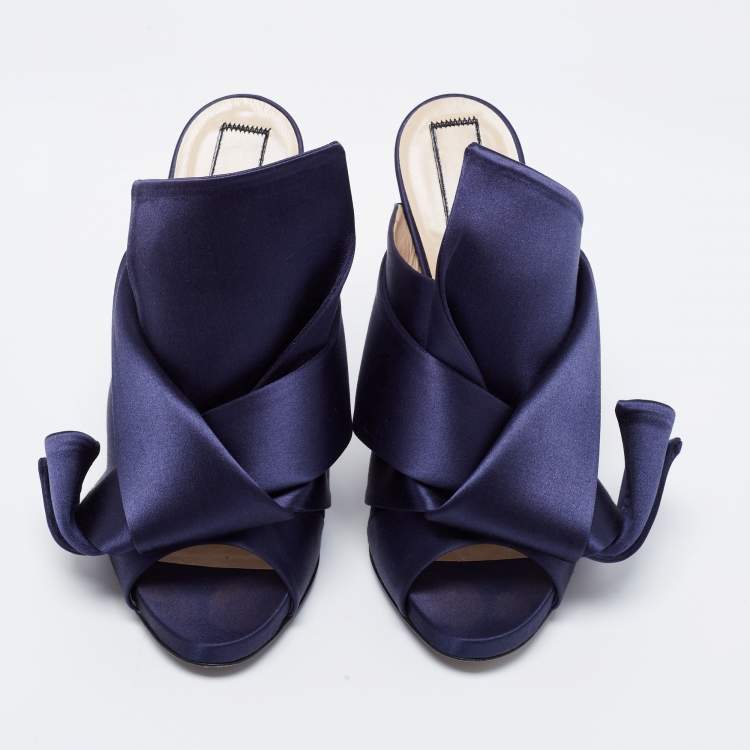 Pre Owned Nº21 Navy Blue Satin Raso Knot Peep Toe Mules Size 38