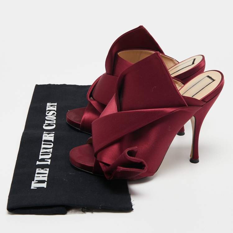 Pre Owned N°21 Burgundy Satin Ronny Pleated Mules Sandals Size 39