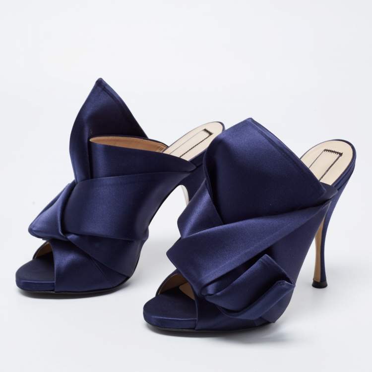 Pre Owned Nº21 Navy Blue Satin Raso Knot Peep Toe Mules Size 38 