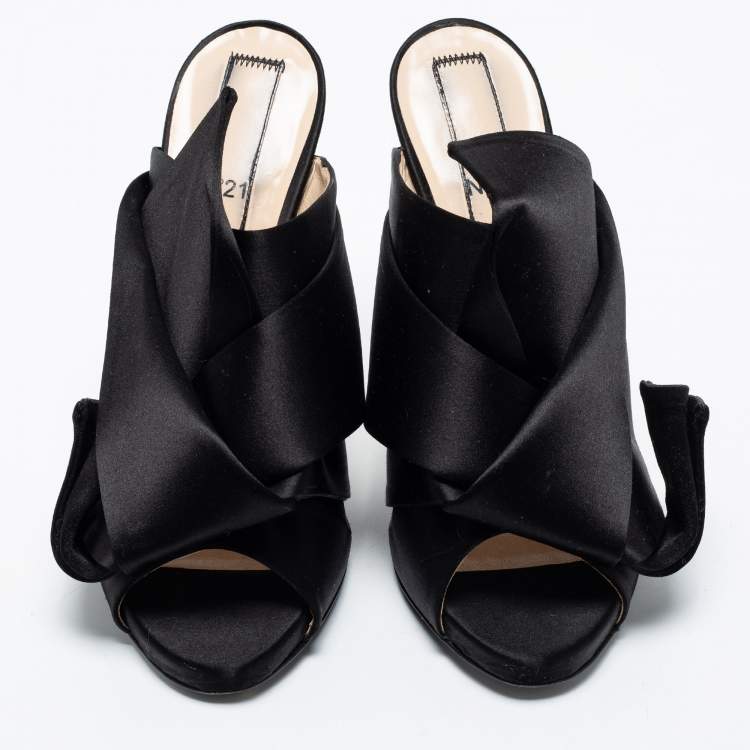 Pre Owned Nº21 Black Satin Raso Knot Mules Size 39