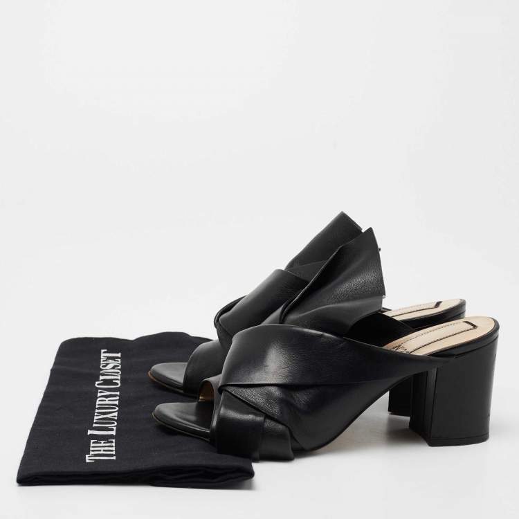 Pre Owned Nº21 Black Leather Raso Knot Block Heel Mules Size 37.5